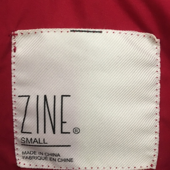 Windbreaker - Picture 3 of 4